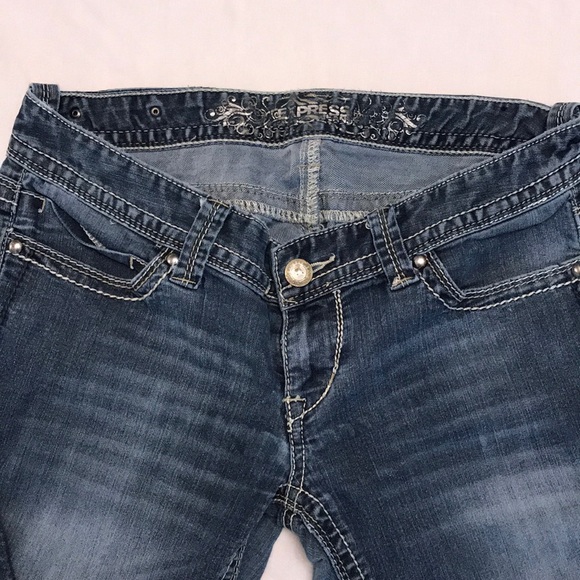 Express jeans size 6. 28” inseam - Picture 3 of 4